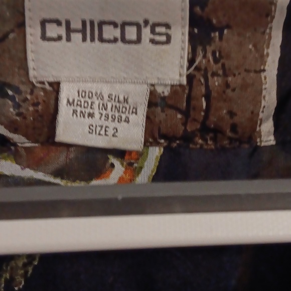 Chico's silk open front jacket. Cuffed sleeves, snap closure at neck - Picture 2 of 7